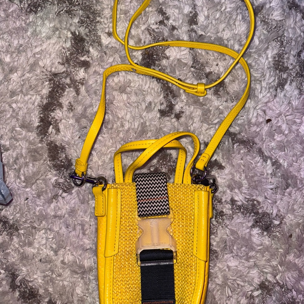Chic Yellow Crossbody Bag